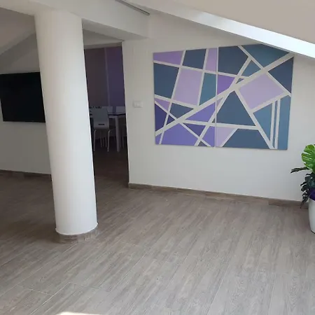 Flats4rent Viola